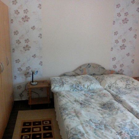 Ráday Apartman Hajduszoboszlo Exterior foto
