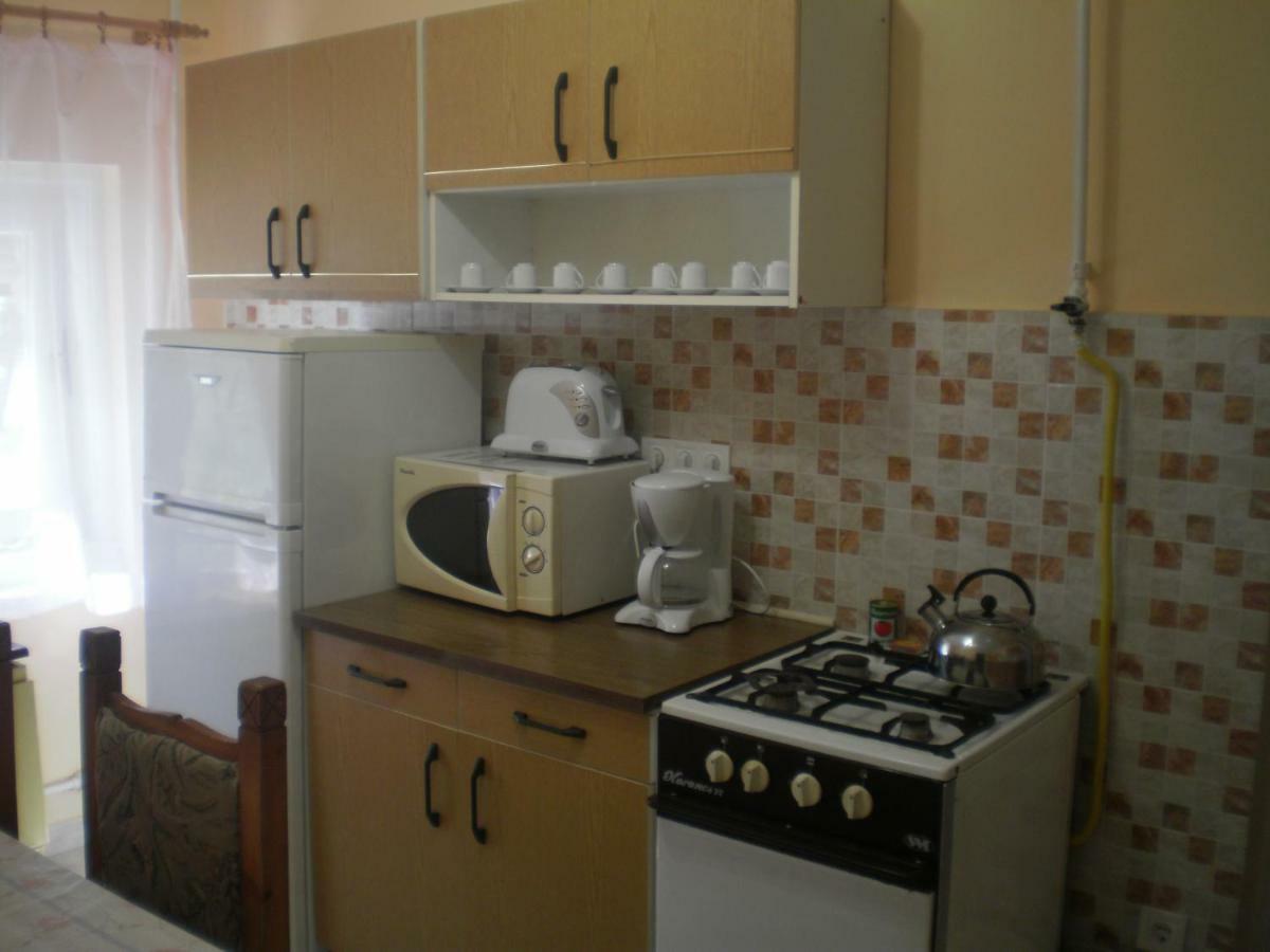 Ráday Apartman Hajduszoboszlo Exterior foto